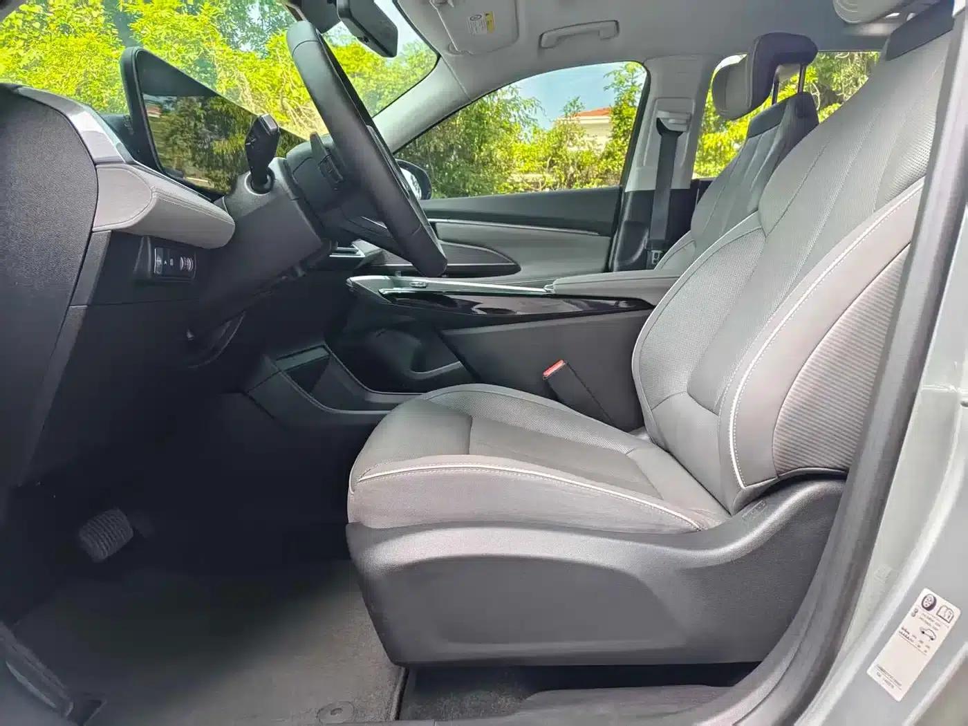 Buick E5 2023 Premium Standard Range Edition — миниатюра 4