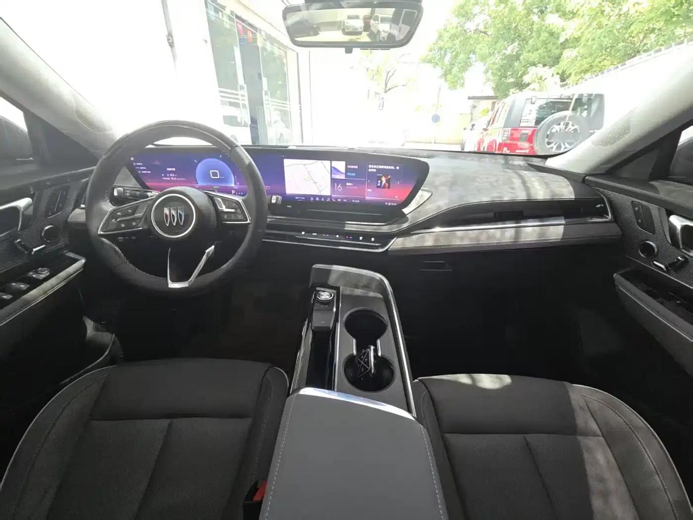 Buick E5 2023 Premium Standard Range Edition — миниатюра 4