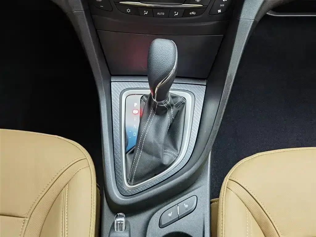 Buick Verano 2019 18T Automatic Connected Flagship Model (China VI Emission Standard) — миниатюра 13