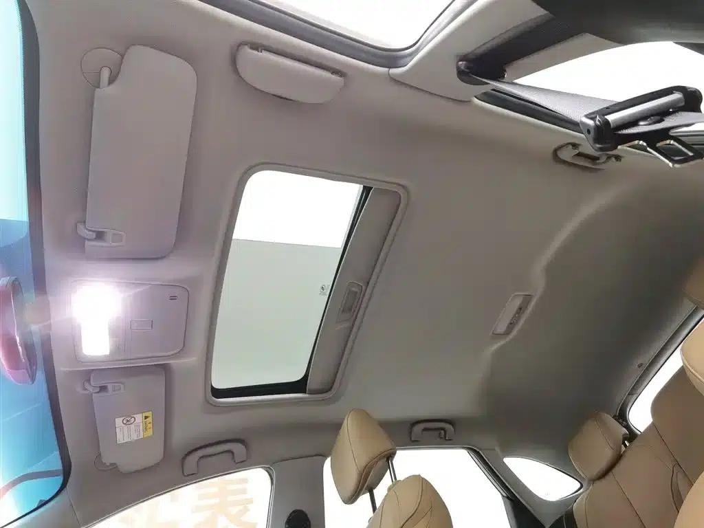 Buick Verano 2019 18T Automatic Connected Flagship Model (China VI Emission Standard) — миниатюра 14