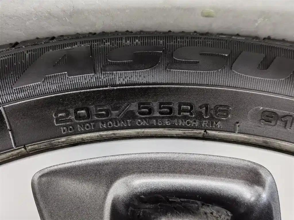 Buick Verano 2019 18T Automatic Connected Flagship Model (China VI Emission Standard) — миниатюра 24