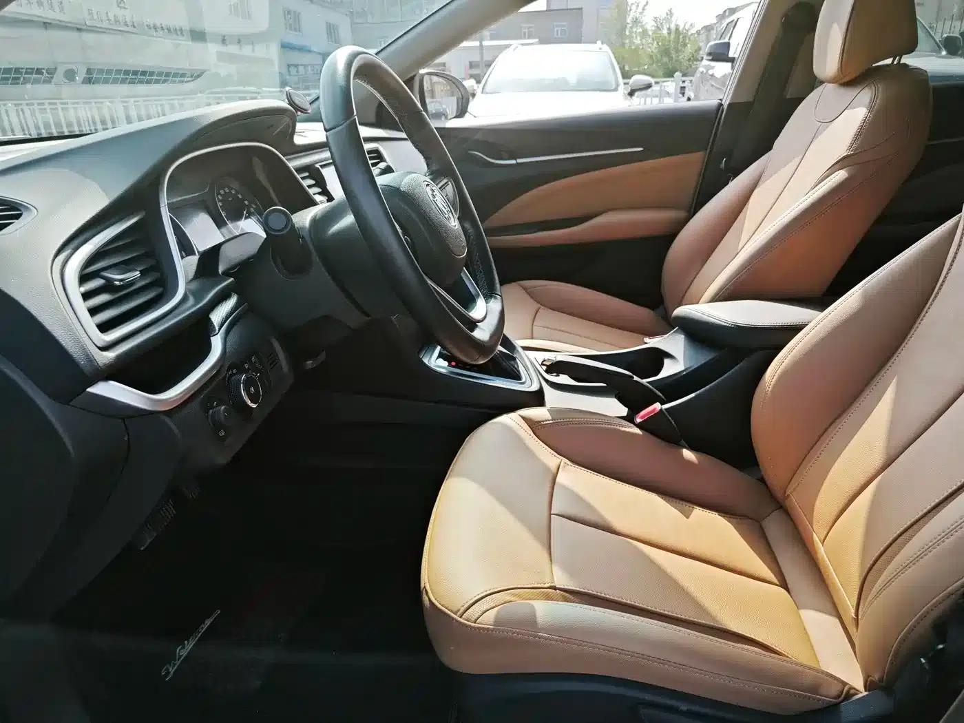Buick Verano 2019 18T Automatic Connected Flagship Model (China VI Emission Standard) — миниатюра 3