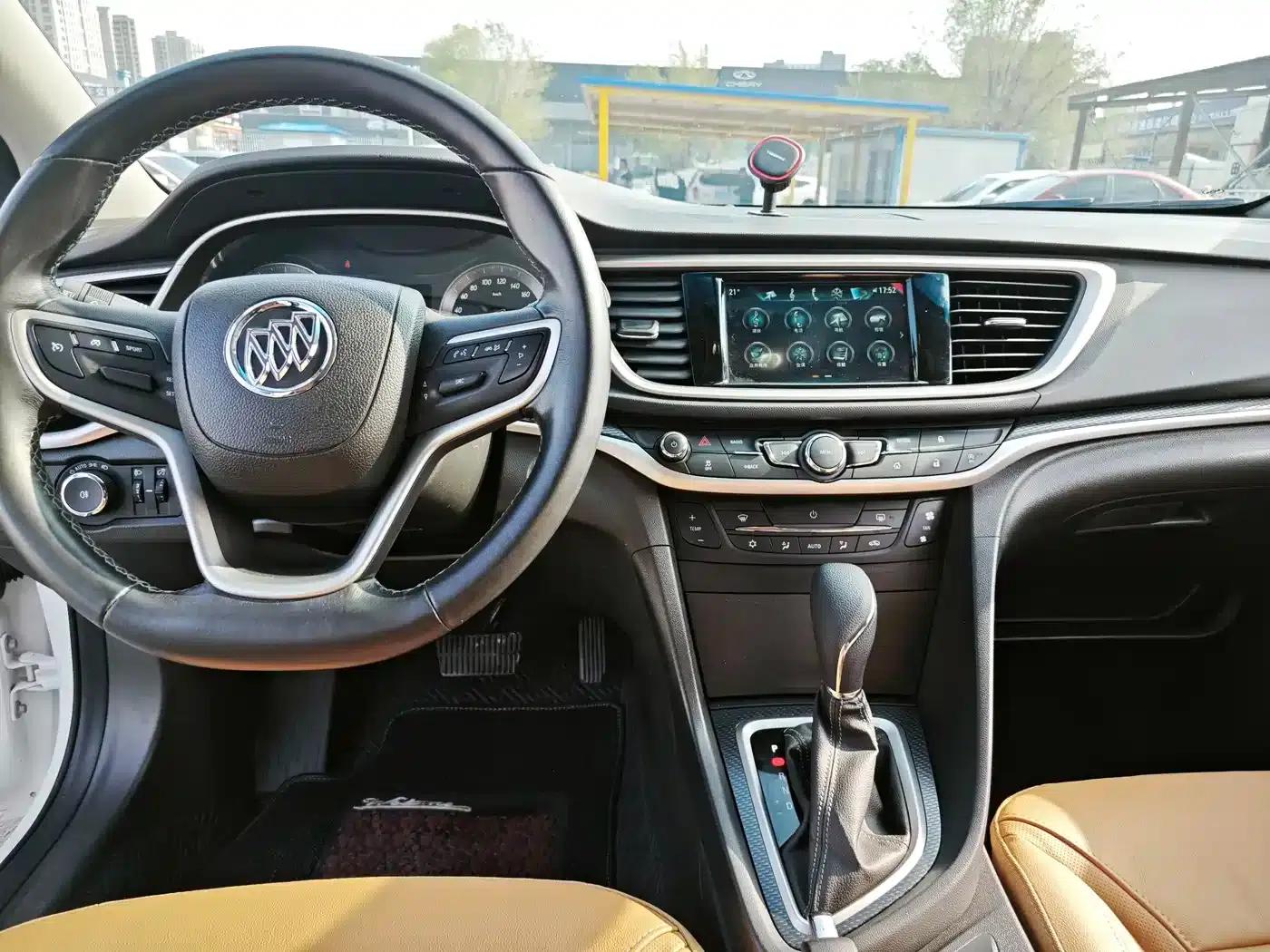 Buick Verano 2019 18T Automatic Connected Flagship Model (China VI Emission Standard) — миниатюра 4