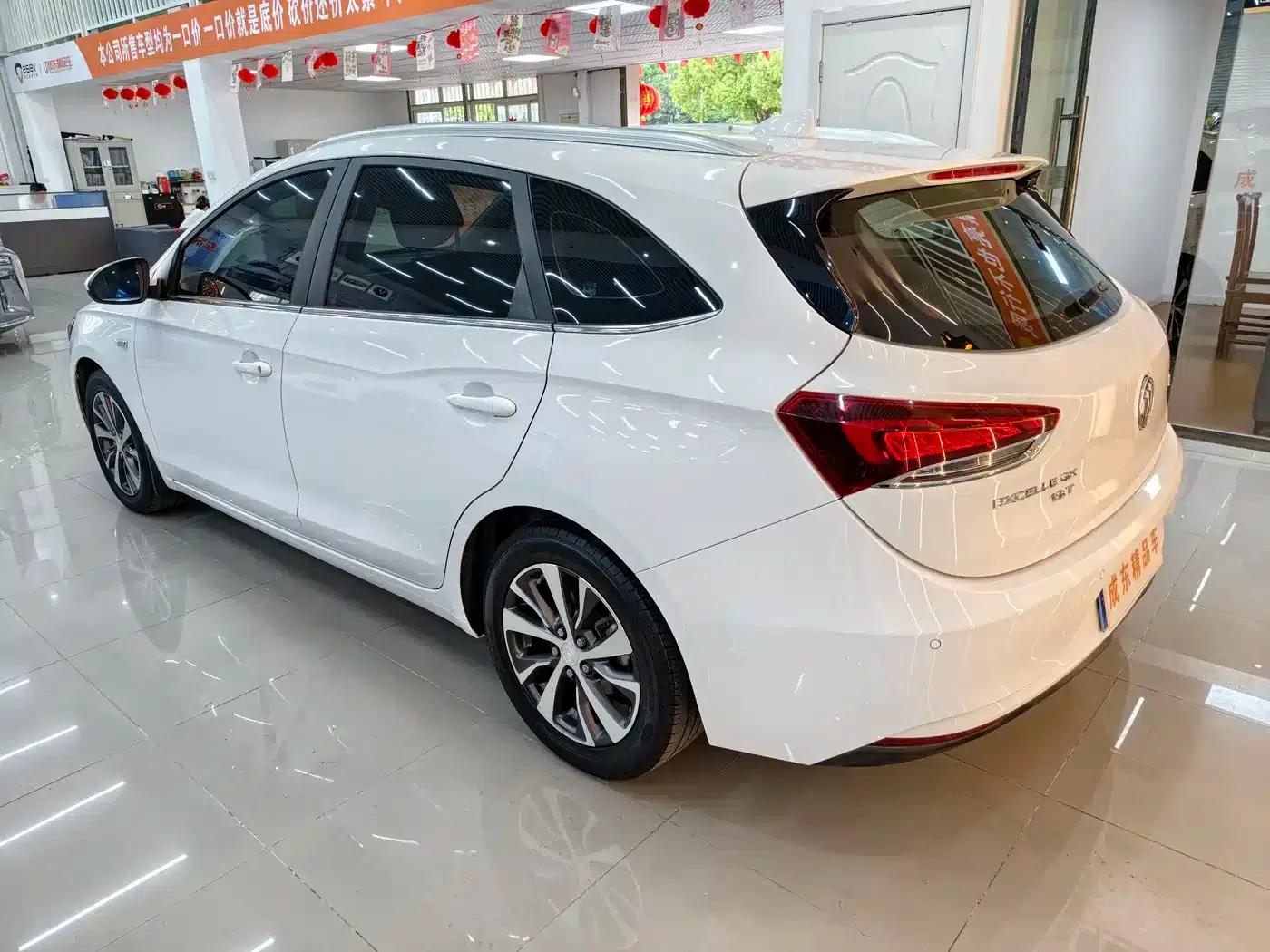 Buick Verano 2019 18T Automatic Connected Elite Model (China VI Emission Standard) — миниатюра 4