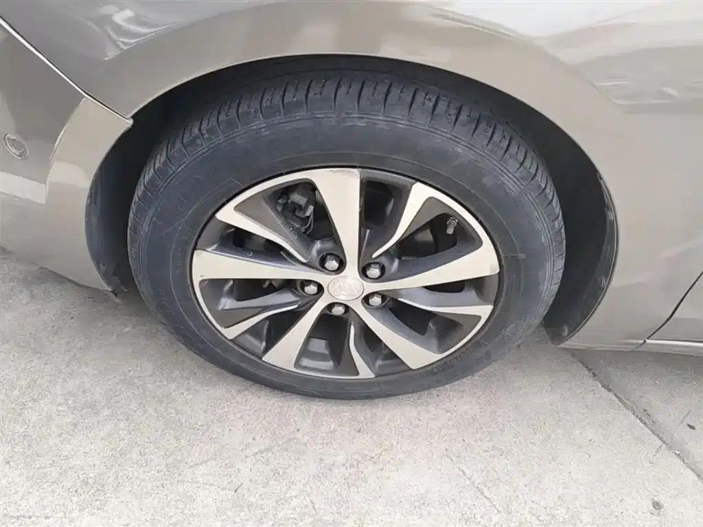 Buick Verano 2018 18T Automatic Flagship — миниатюра 23