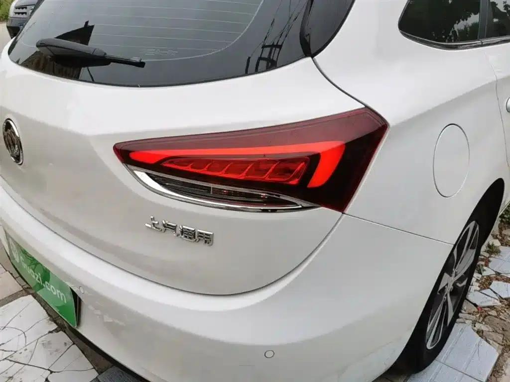 Buick Verano 2019 18T Automatic Connected Elite Model (China VI Emission Standard) — миниатюра 8