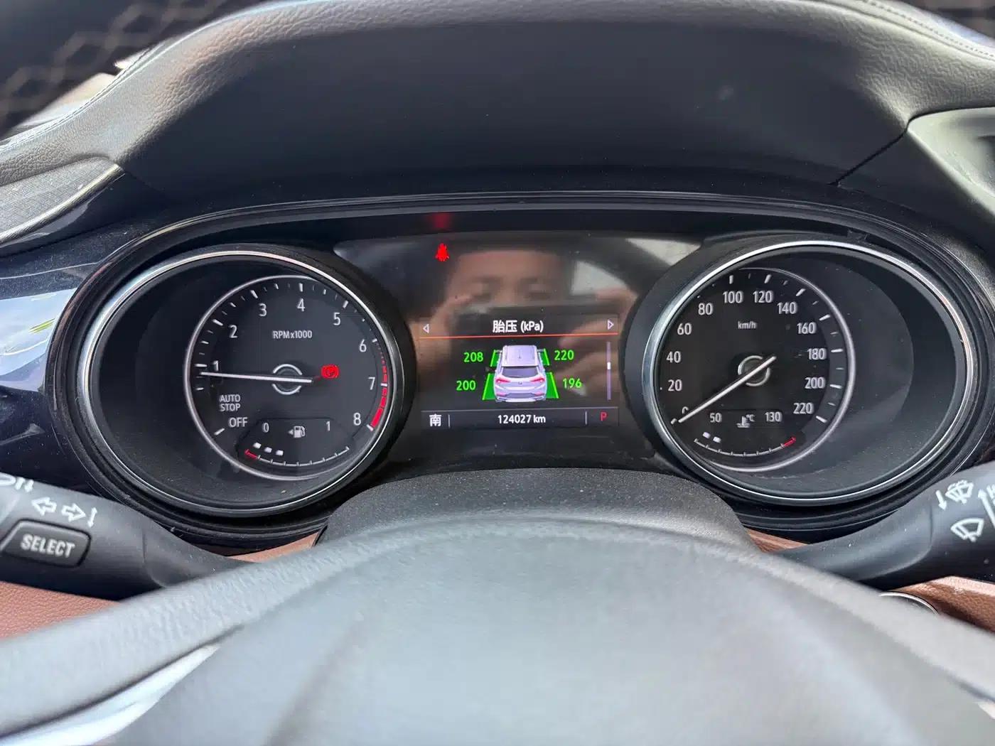 Encore GX 2020 20T CVT 2WD Luxury — миниатюра 7
