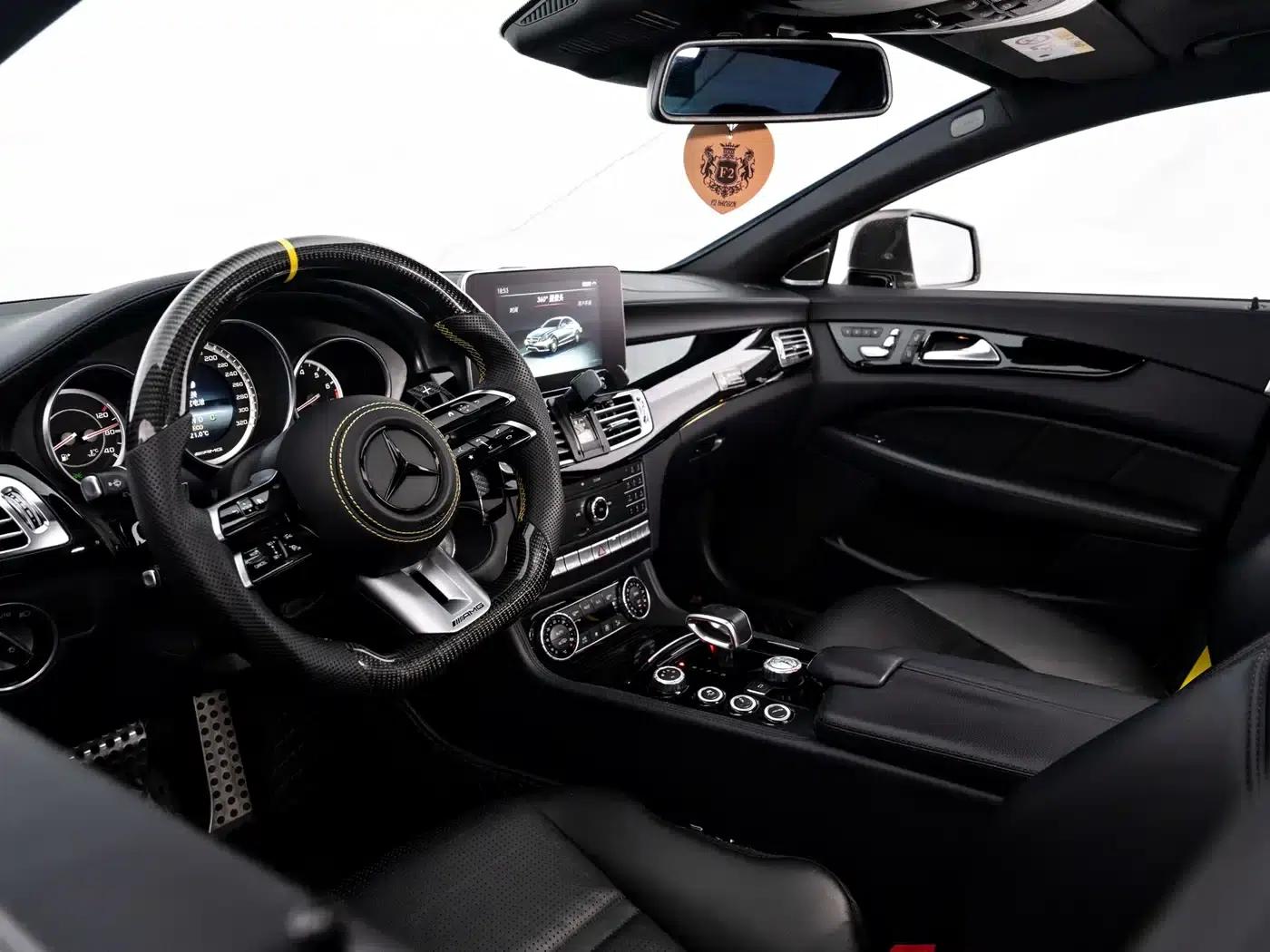 2015 Mercedes-Benz CLS AMG 63 4MATIC — миниатюра 15
