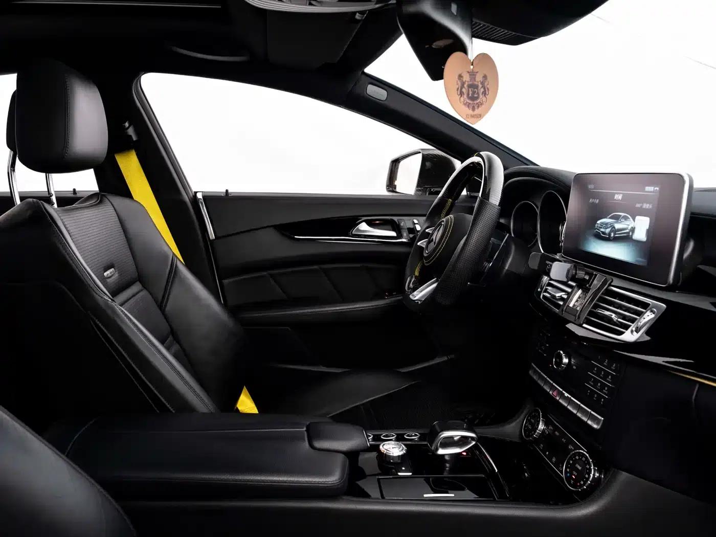 2015 Mercedes-Benz CLS AMG 63 4MATIC — миниатюра 27