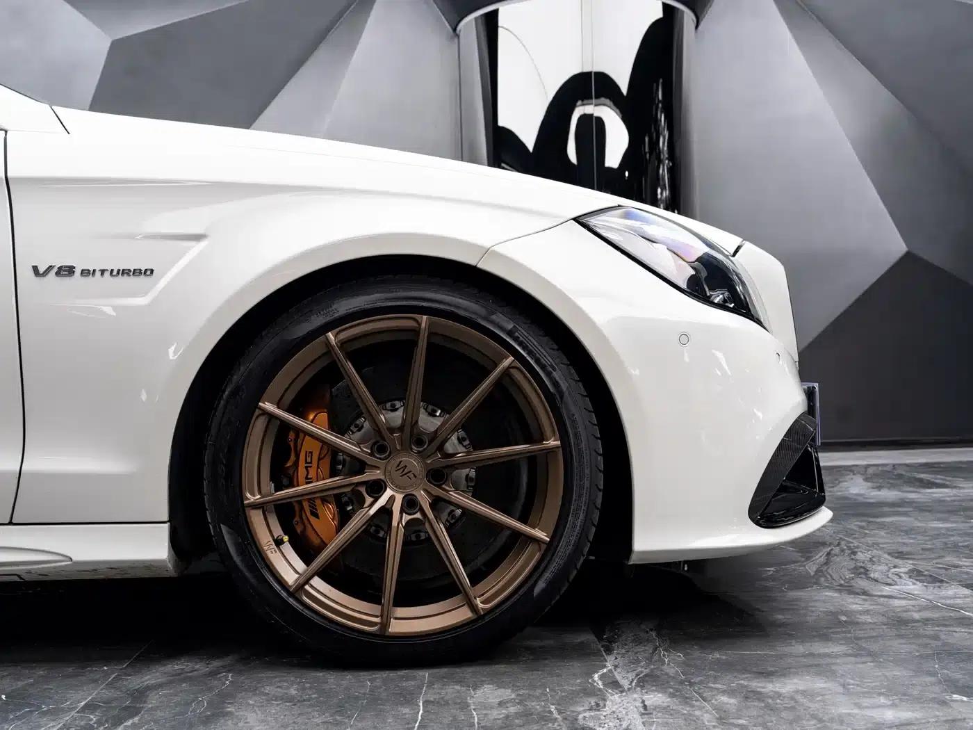 2015 Mercedes-Benz CLS AMG 63 4MATIC — миниатюра 9