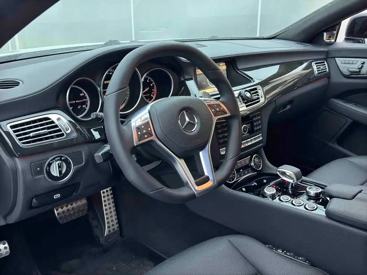 2012 Mercedes-Benz CLS AMG, AMG CLS 63 — миниатюра 15