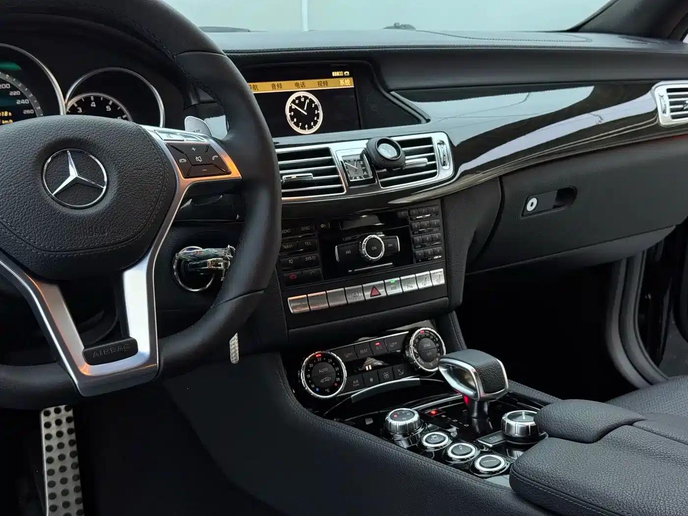 2012 Mercedes-Benz CLS AMG, AMG CLS 63 — миниатюра 16
