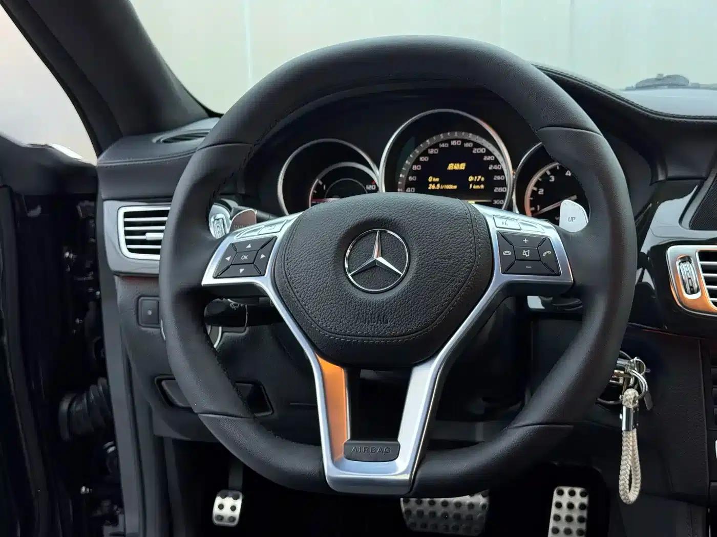 2012 Mercedes-Benz CLS AMG, AMG CLS 63 — миниатюра 17