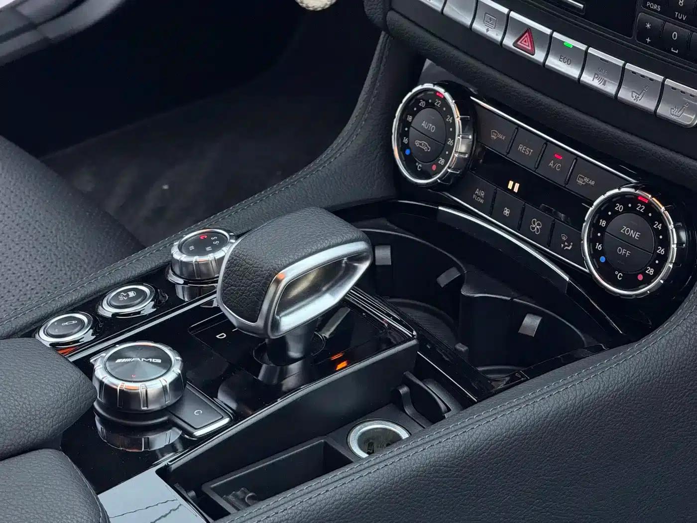2012 Mercedes-Benz CLS AMG, AMG CLS 63 — миниатюра 22
