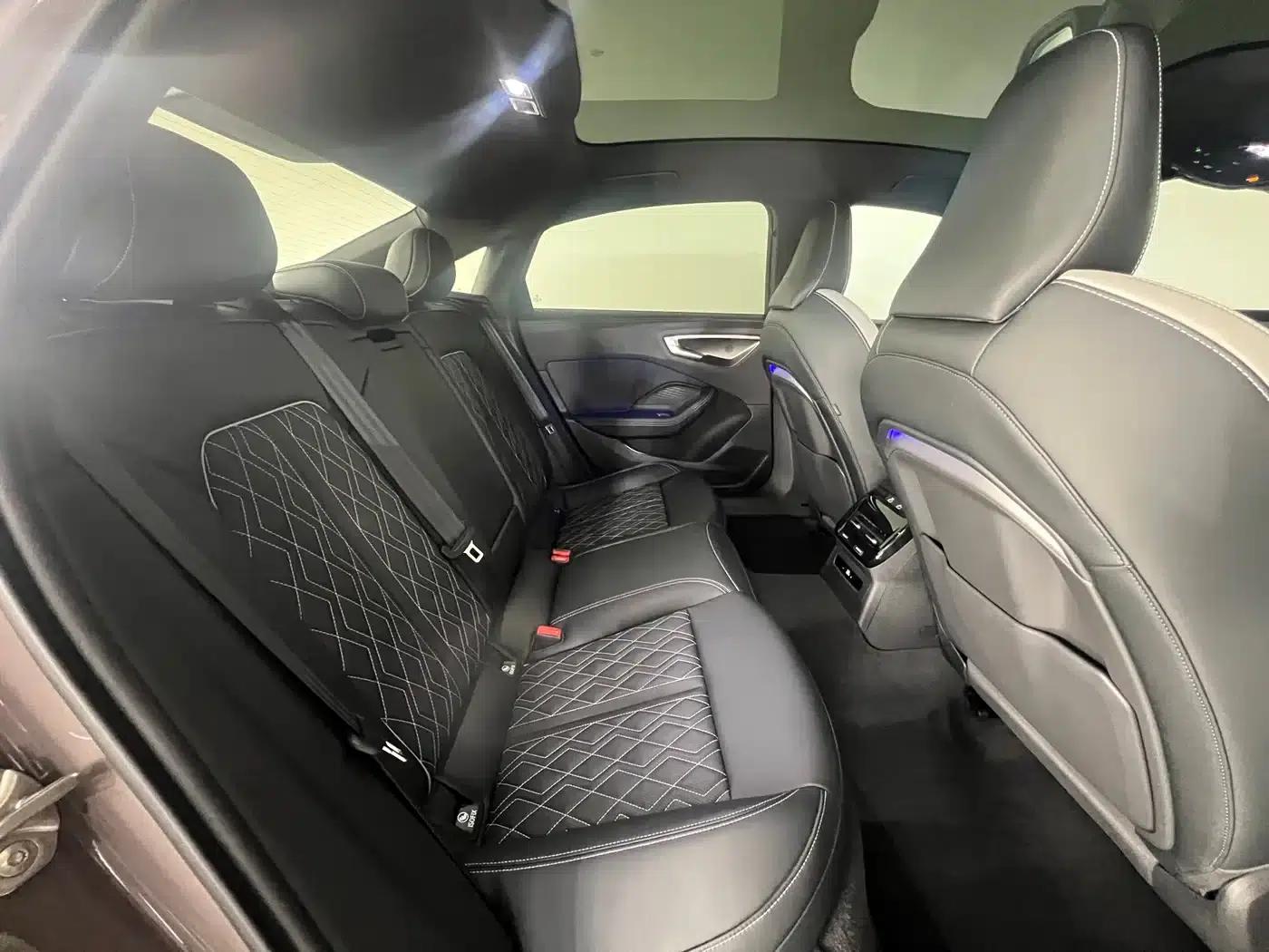 Audi A5L 2026 2.0T Sport quattro — миниатюра 17