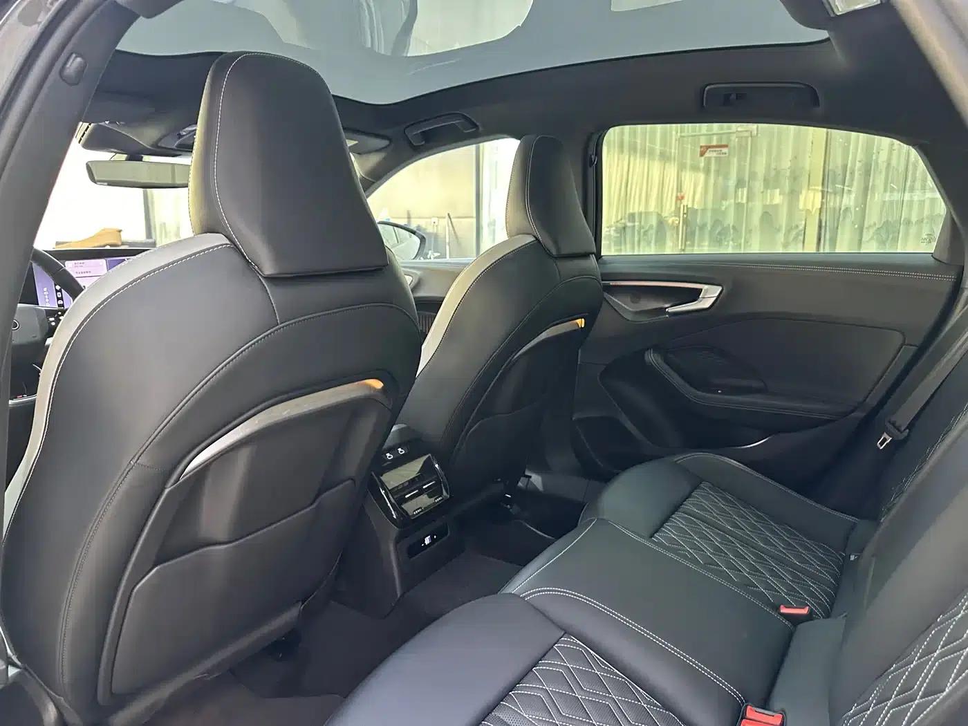 Audi A5L 2026 2.0T Sport quattro — миниатюра 9