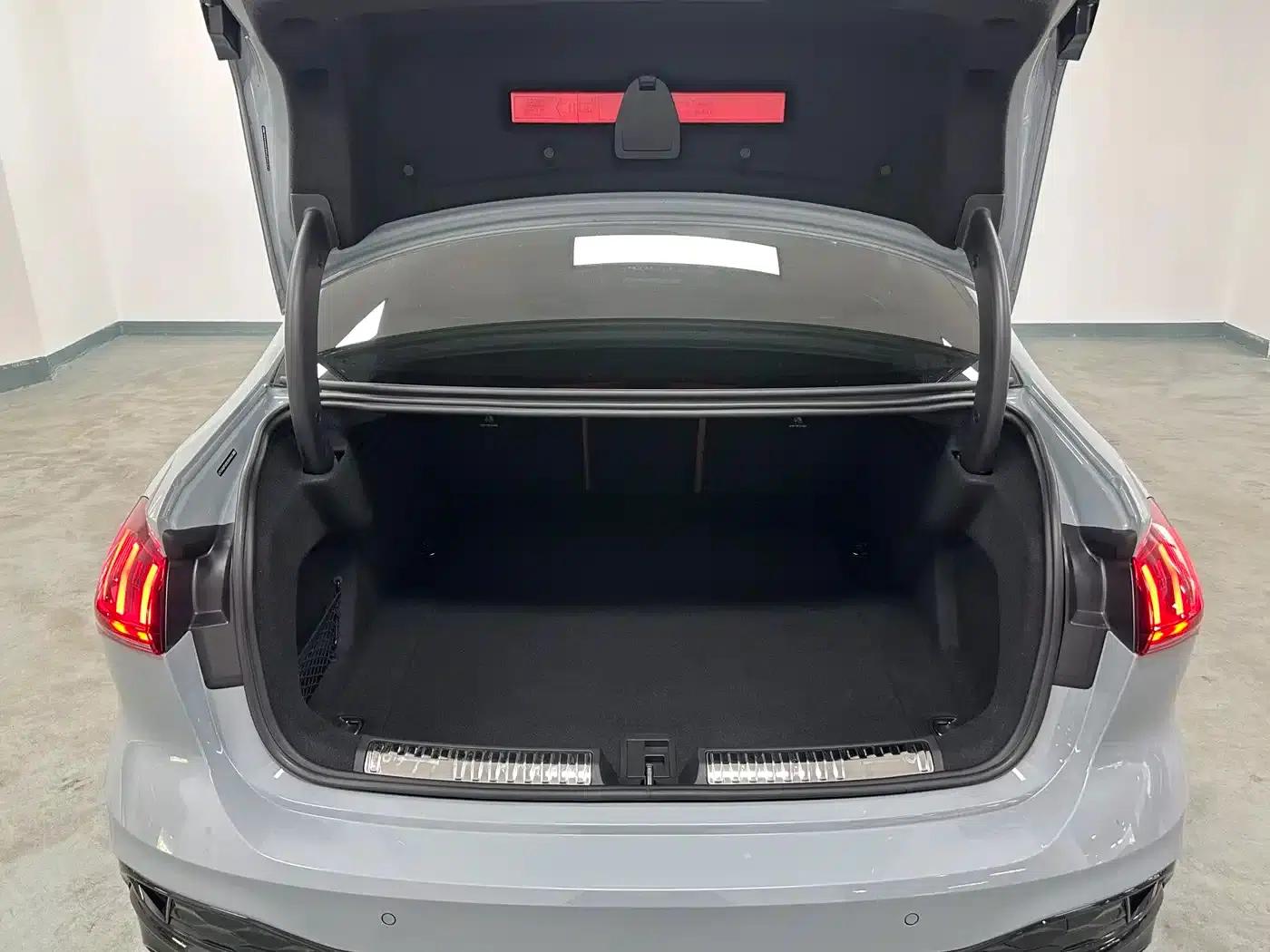 Audi A5L 2026 2.0T Sport Plus — миниатюра 17