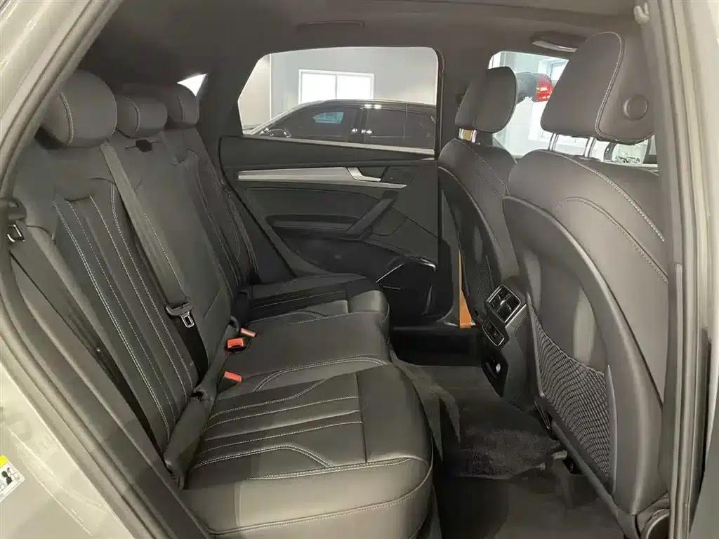 Audi Q5L Sportback 2021 40 TFSI Fashion Edition — миниатюра 8