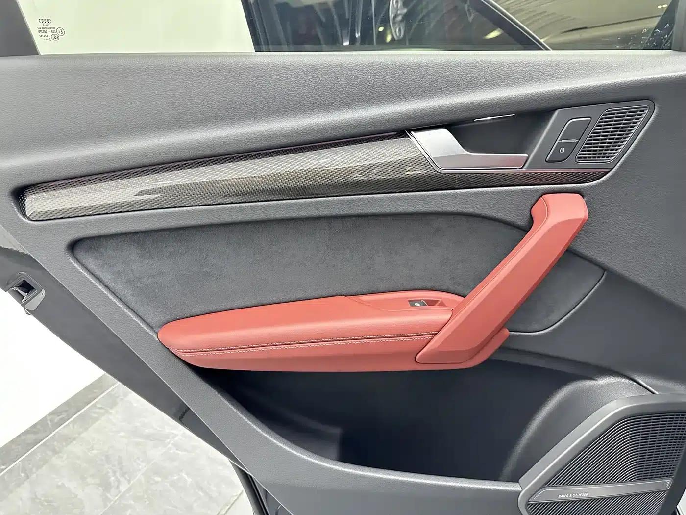 Audi Q5L Sportback 2023 45 TFSI Premium Edition — миниатюра 24