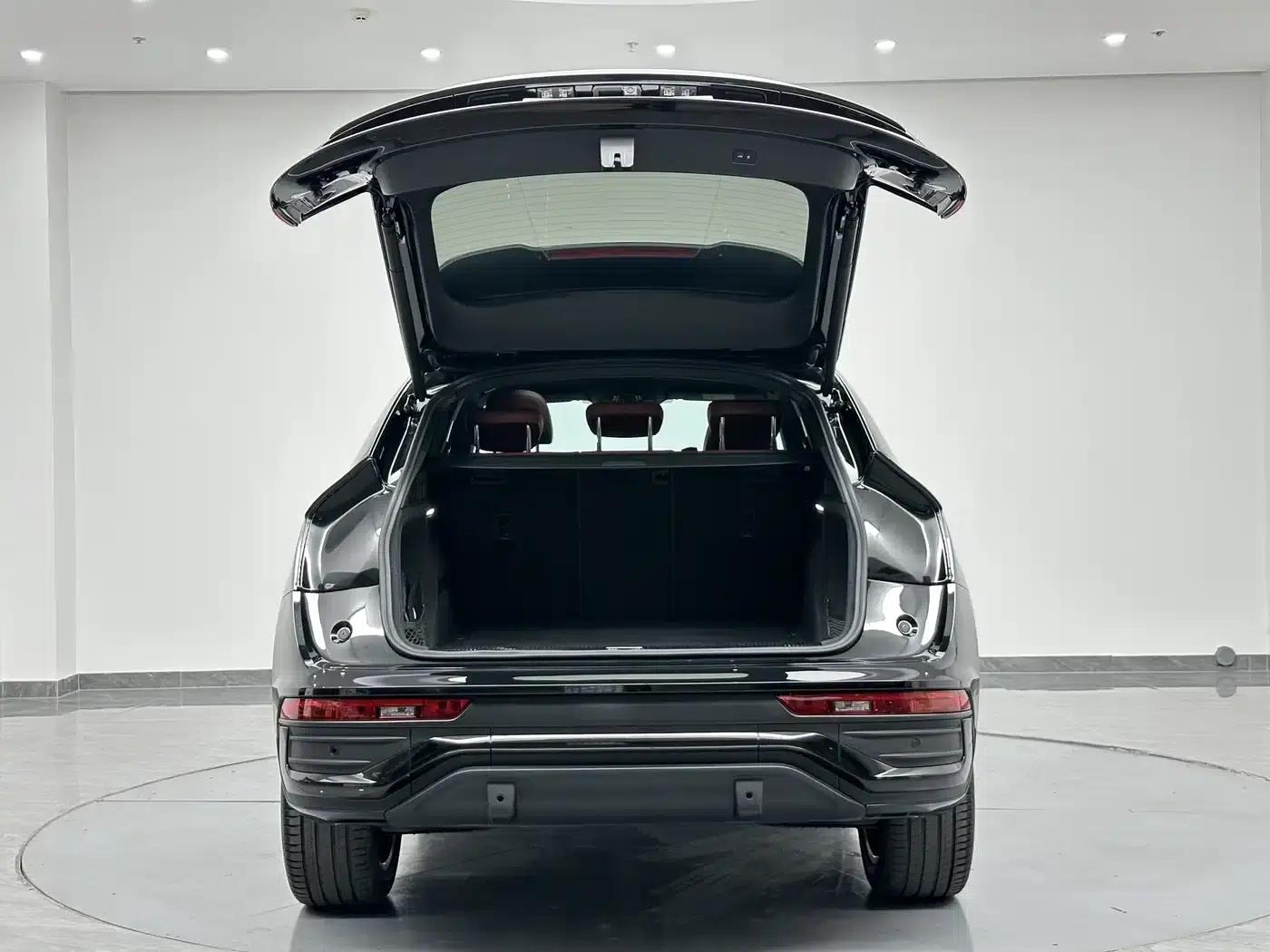 Audi Q5L Sportback 2023 45 TFSI Premium Edition — миниатюра 29