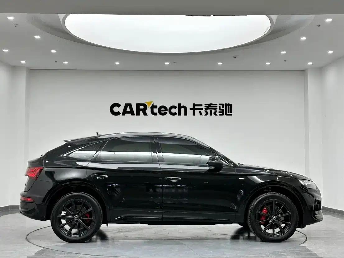 Audi Q5L Sportback 2023 45 TFSI Premium Edition — миниатюра 4