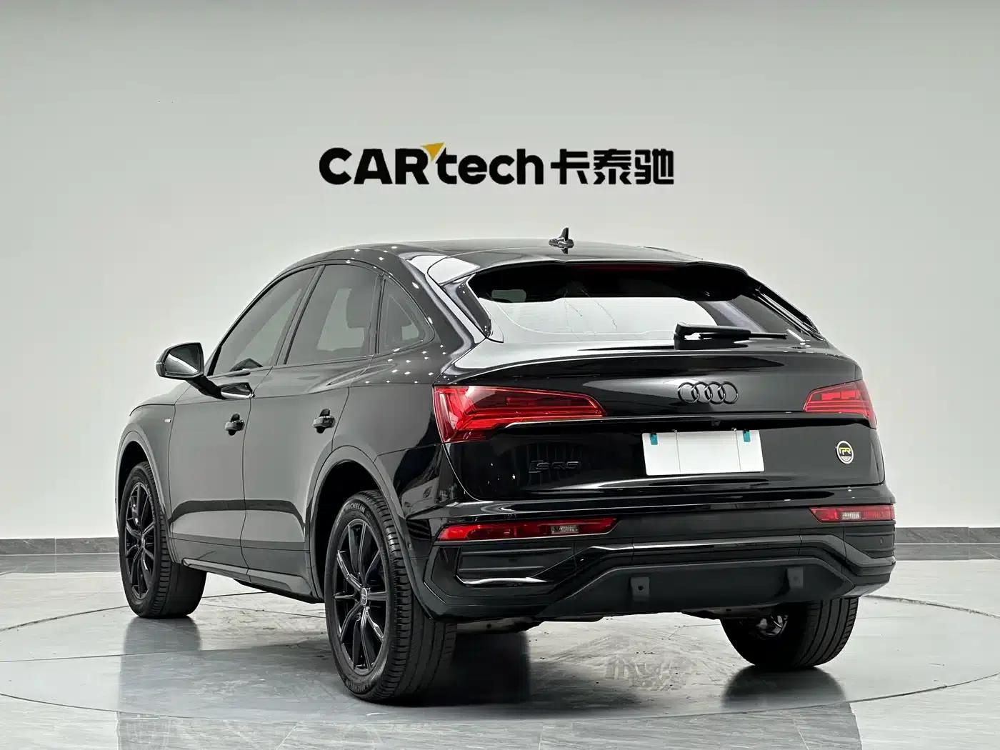 Audi Q5L Sportback 2023 45 TFSI Premium Edition — миниатюра 6
