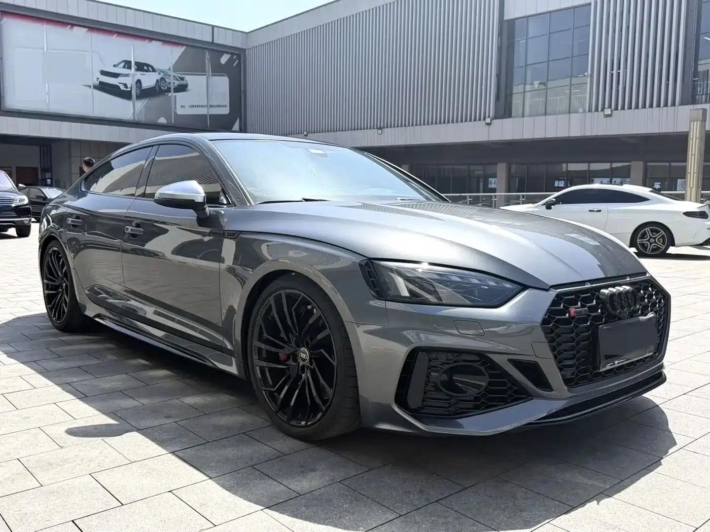 Audi RS 5 2023 RS 5 2.9T Sportback Dark Gold Edition — миниатюра 2
