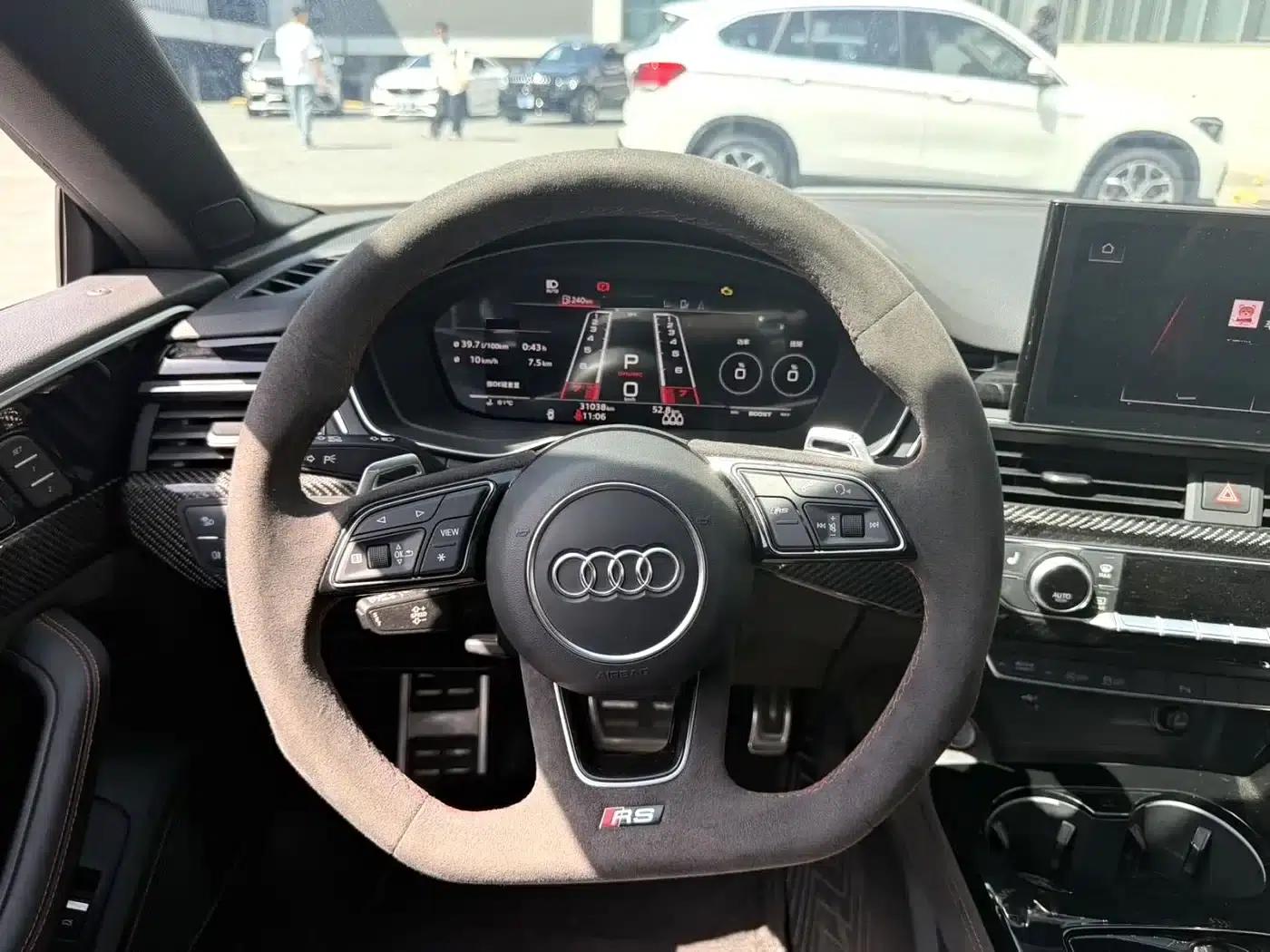 Audi RS 5 2023 RS 5 2.9T Sportback Dark Gold Edition — миниатюра 6