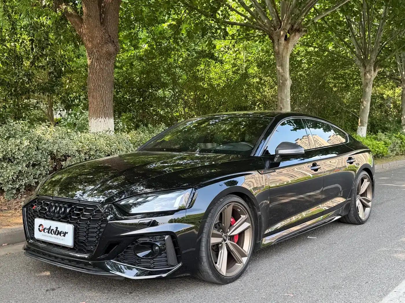 Audi RS 5 2023 RS 5 2.9T Sportback Dark Gold Edition — миниатюра 1