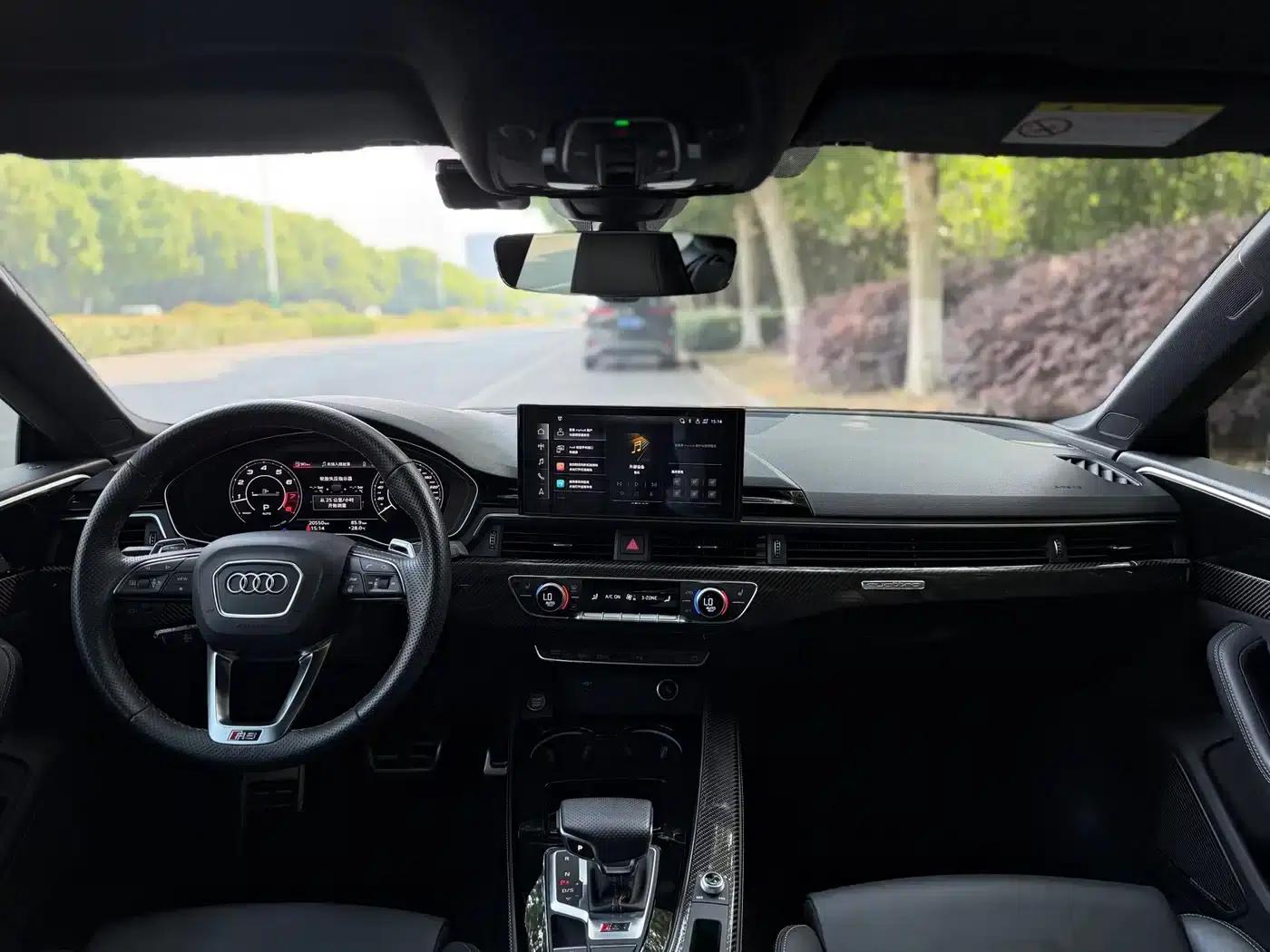 Audi RS 5 2023 RS 5 2.9T Sportback Dark Gold Edition — миниатюра 11