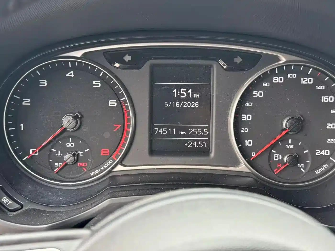 Audi A1 2014 30 TFSI Comfort — миниатюра 3
