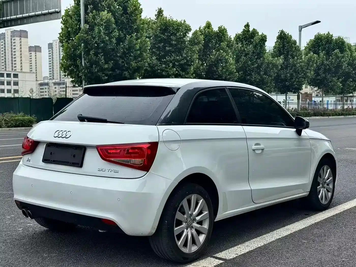 Audi A1 2014 30 TFSI Comfort — миниатюра 5