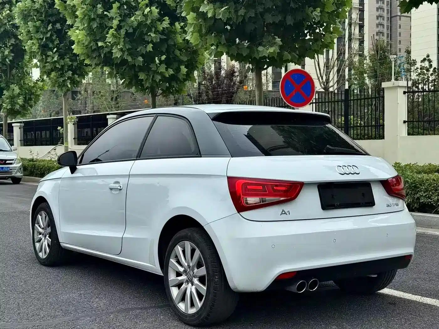 Audi A1 2014 30 TFSI Comfort — миниатюра 7