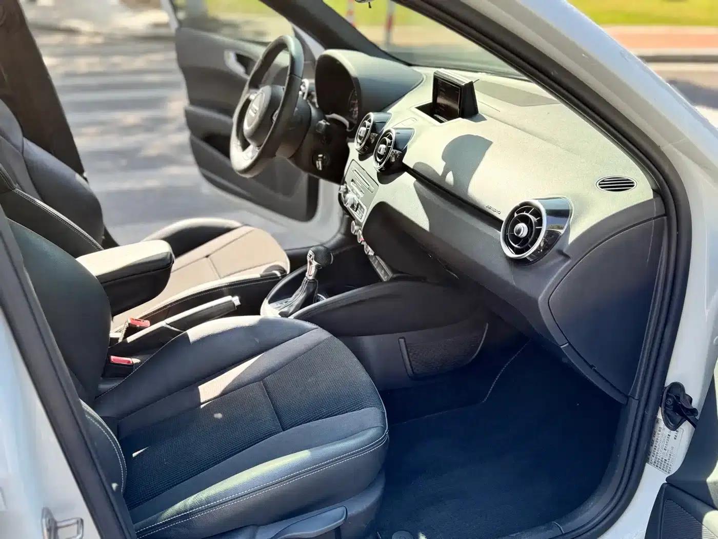 2016 Audi A1 30 TFSI Sportback S Line — миниатюра 10