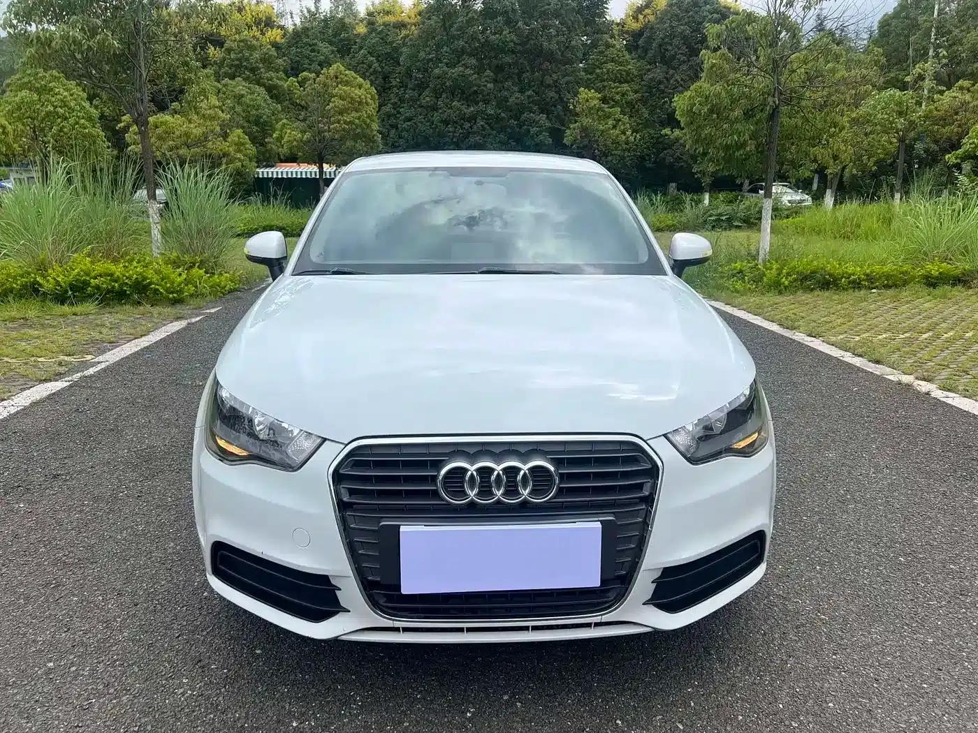 Audi A1 2014 30 TFSI Fashion Edition — миниатюра 2