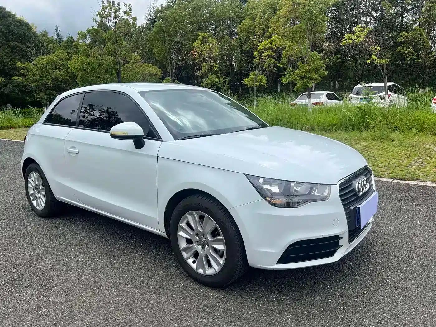 Audi A1 2014 30 TFSI Fashion Edition — миниатюра 3
