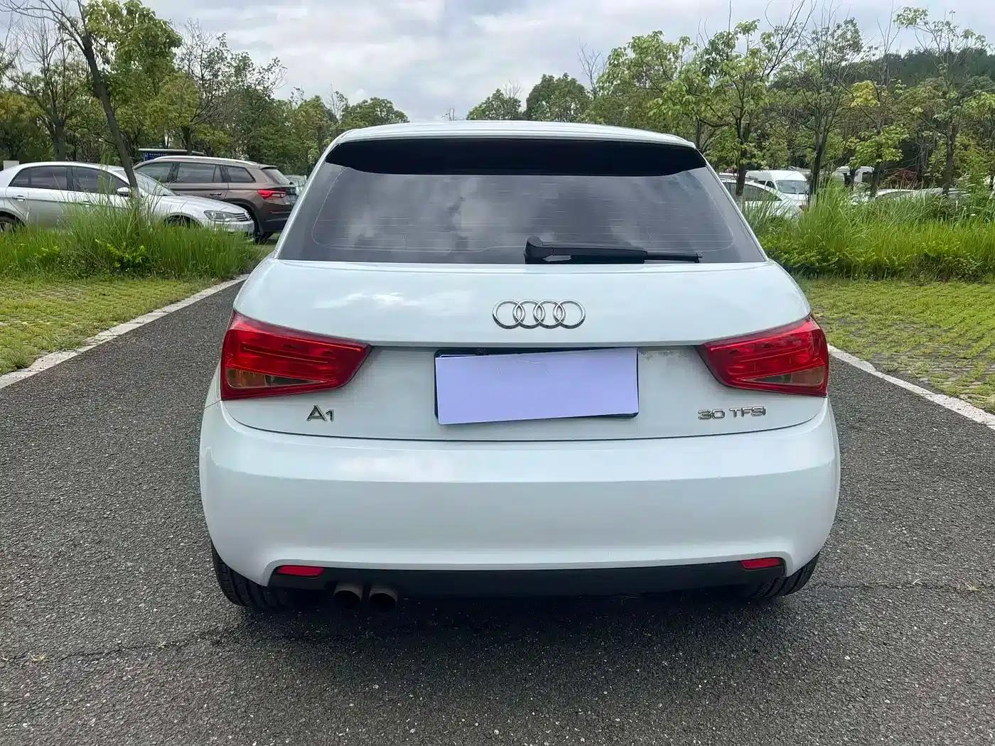 Audi A1 2014 30 TFSI Fashion Edition — миниатюра 5
