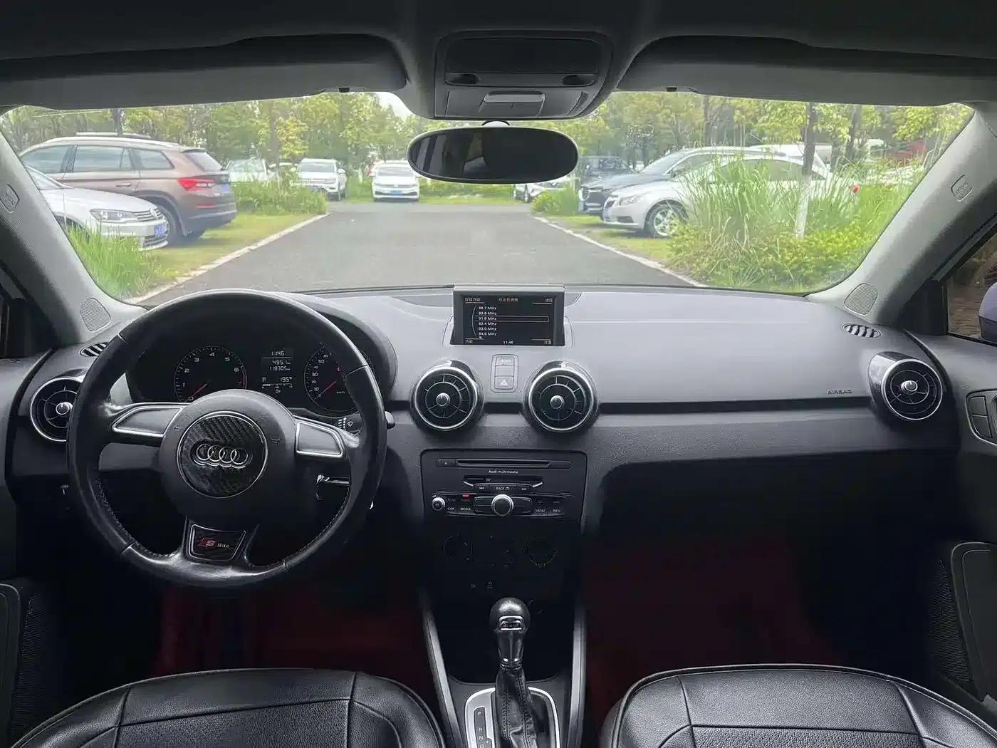 Audi A1 2014 30 TFSI Fashion Edition — миниатюра 10