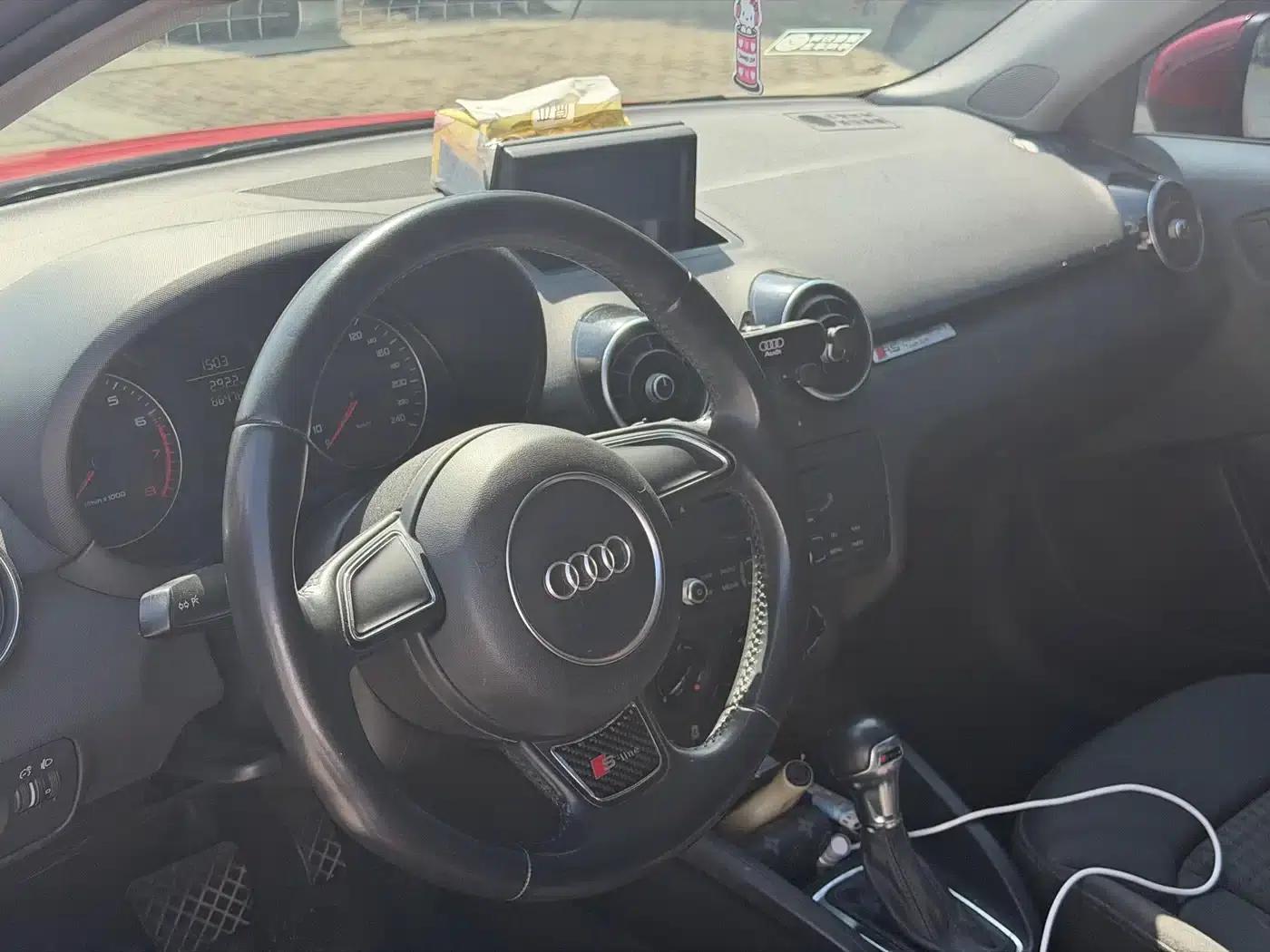 Audi A1 2014 30 TFSI Fashion Edition — миниатюра 5