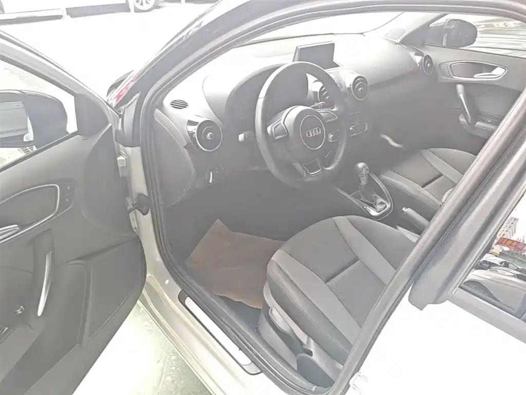 Audi A1 2016 30 TFSI Sportback Design — миниатюра 16