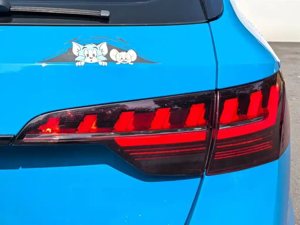2021 Audi A4 Imported Model Avant 40 TFSI Luxury Dynamic Edition — миниатюра 21