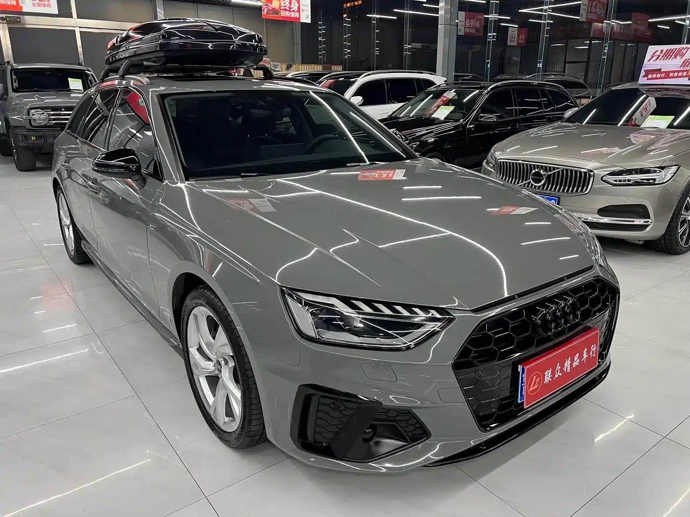 2022 Audi A4 (Imported) Avant 40 TFSI Fashion Dynamic Edition — миниатюра 3