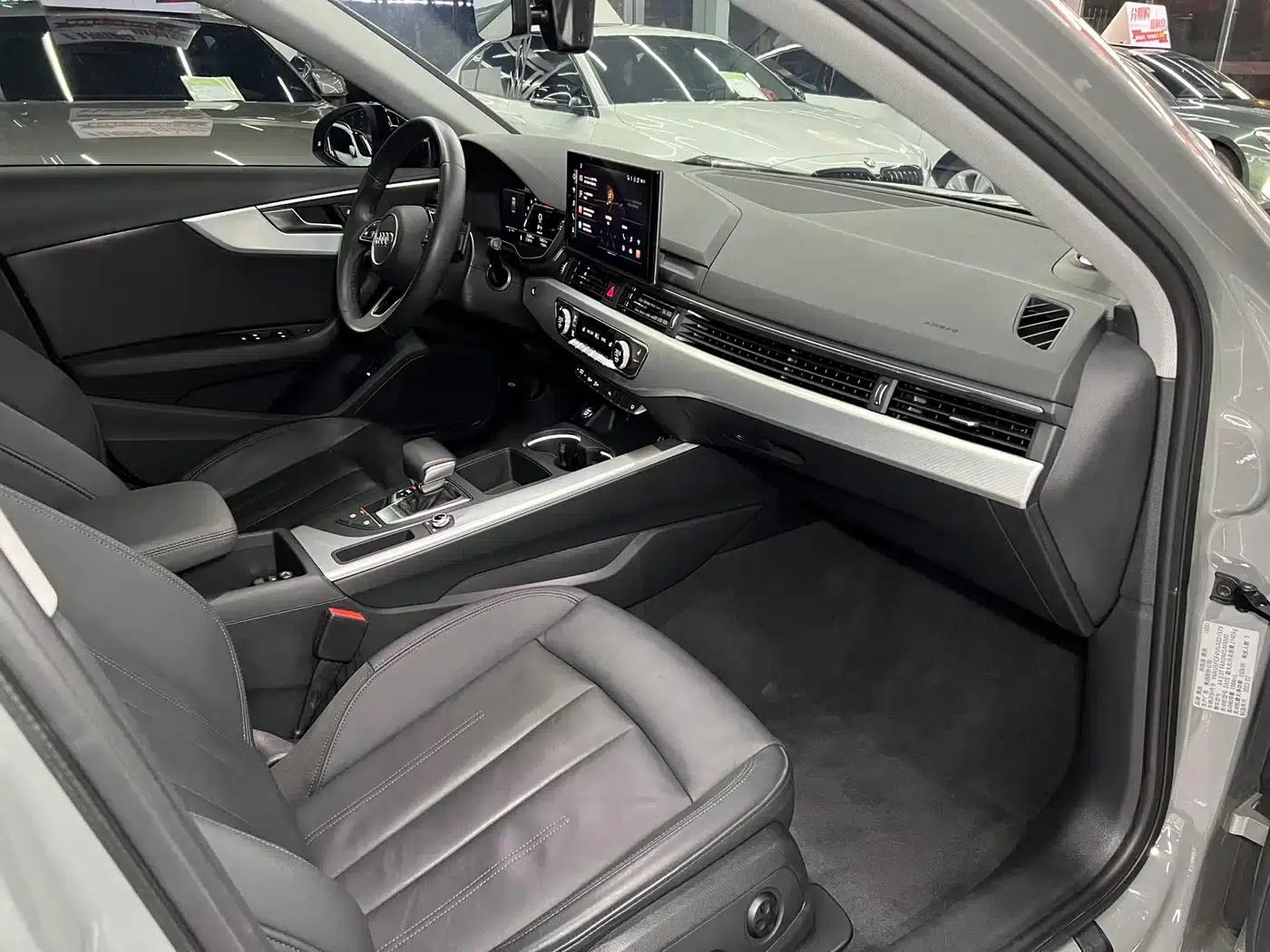2022 Audi A4 (Imported) Avant 40 TFSI Fashion Dynamic Edition — миниатюра 9
