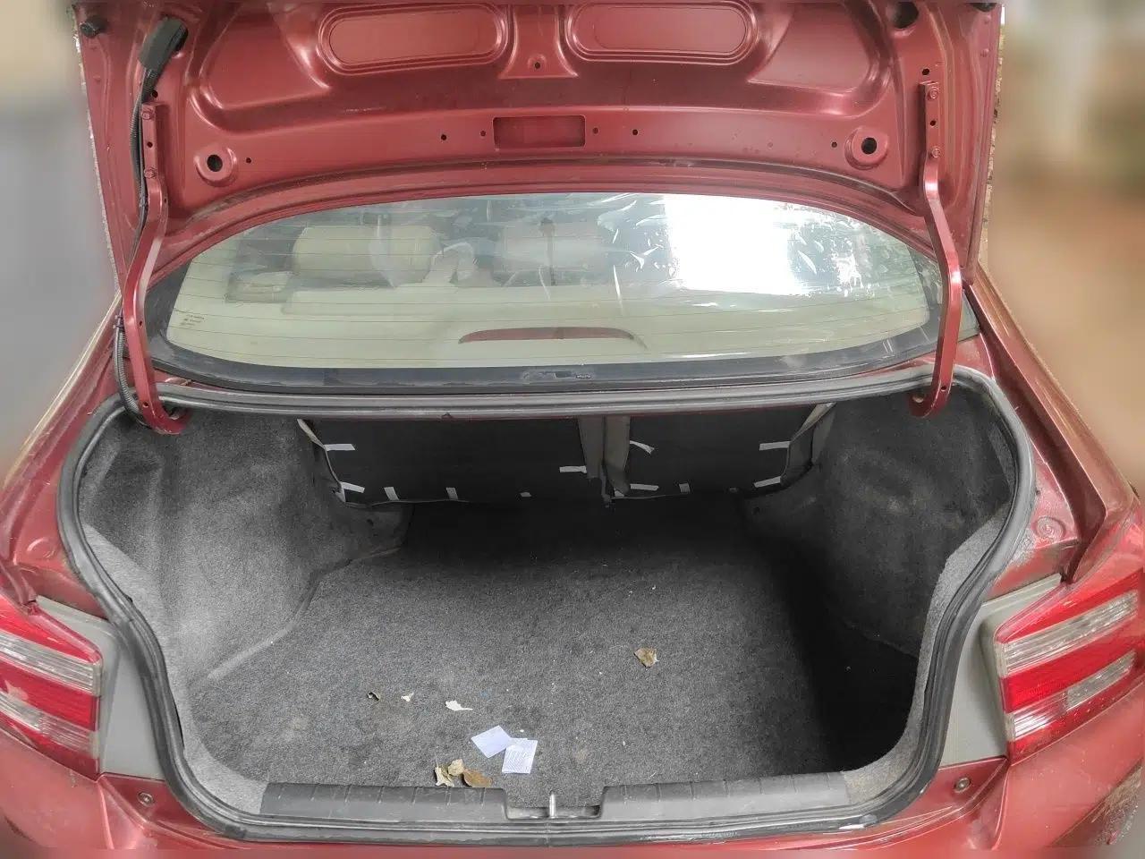 Honda City Classic 2012 1.5L manual Comfort version — миниатюра 20