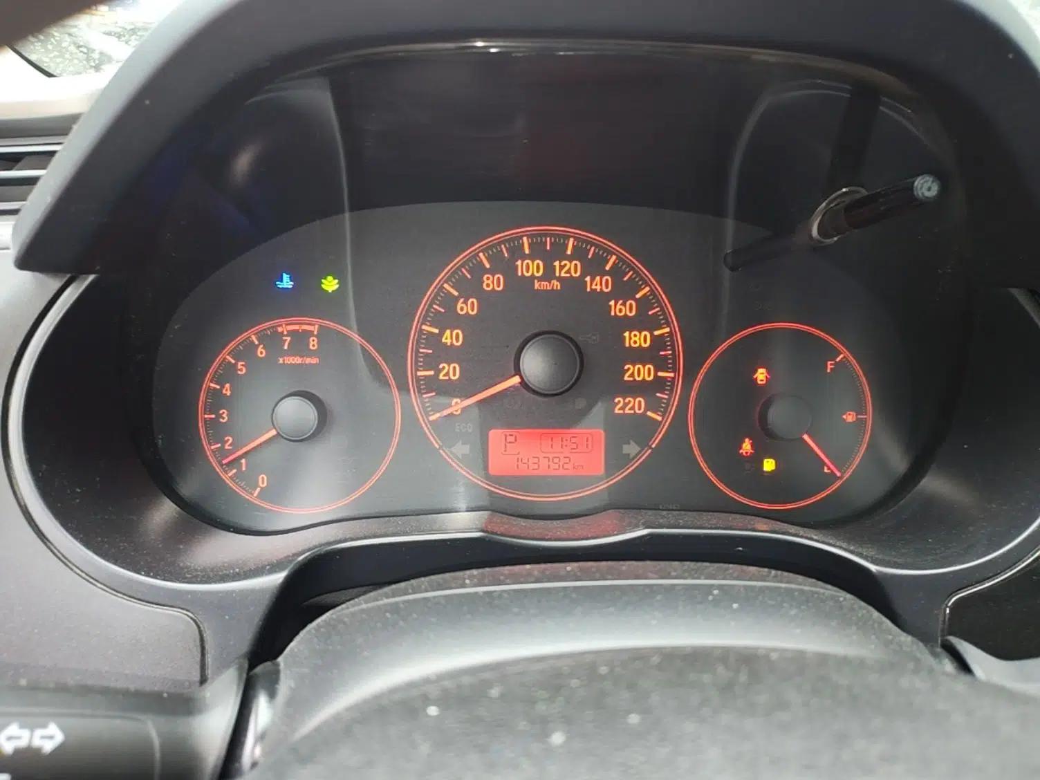 Honda City 2015 1.5L CVT Comfort Version — миниатюра 15