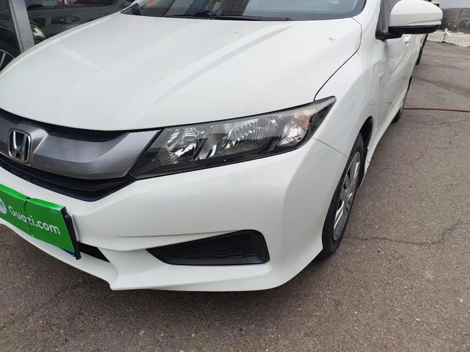 Honda City 2015 1.5L CVT Comfort Version — миниатюра 9