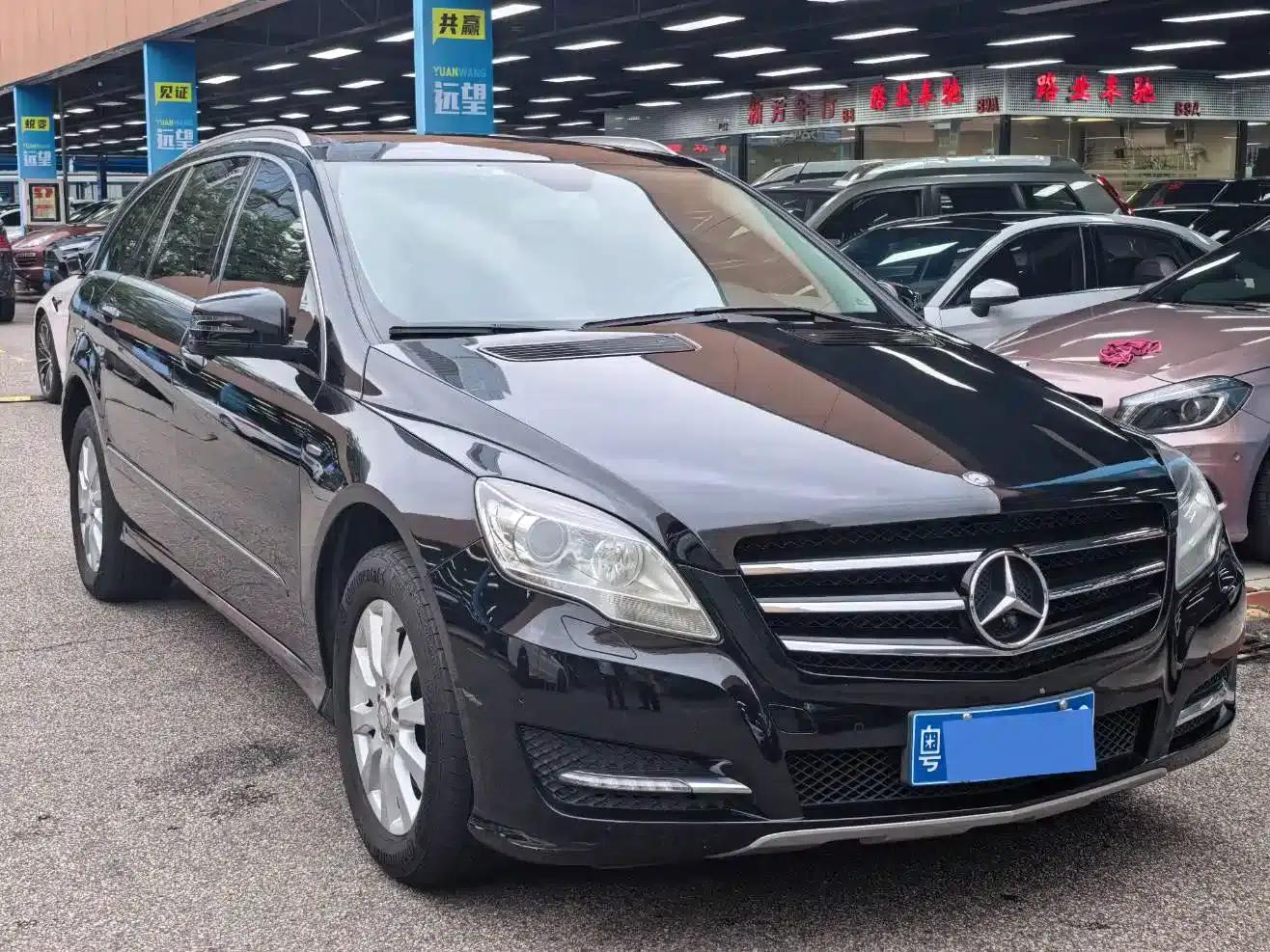 2017 Mercedes-Benz R-Class R 320 4MATIC Business Edition — миниатюра 3