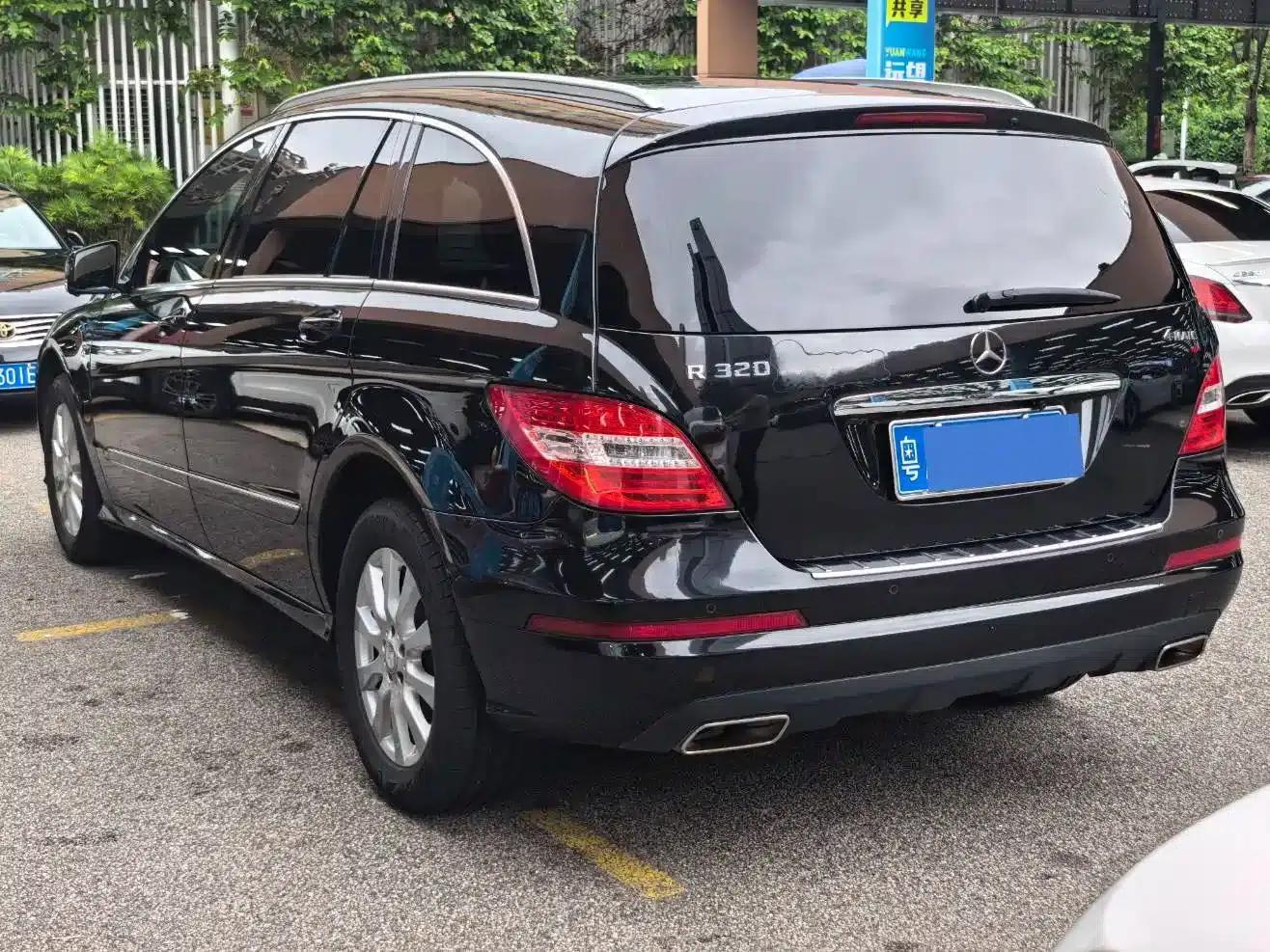 2017 Mercedes-Benz R-Class R 320 4MATIC Business Edition — миниатюра 4