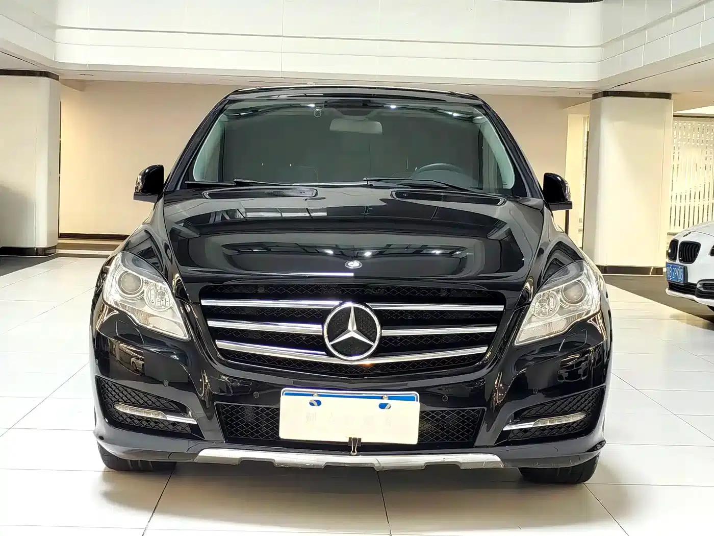 2017 Mercedes-Benz R-Class R 320 4MATIC Business Edition — миниатюра 2
