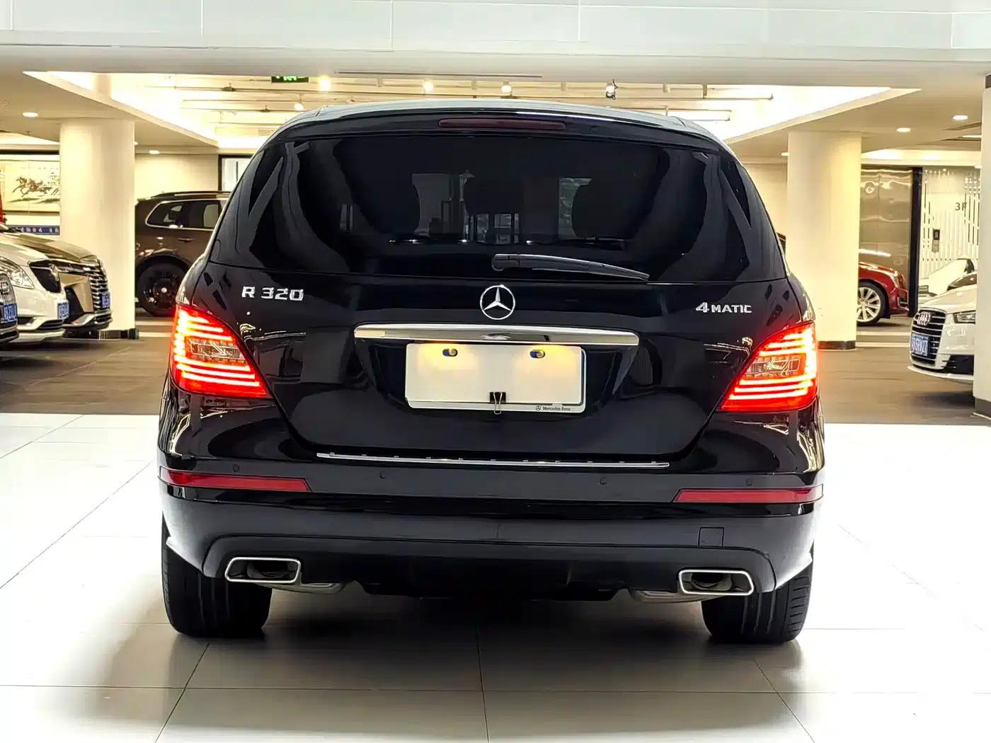 2017 Mercedes-Benz R-Class R 320 4MATIC Business Edition — миниатюра 16